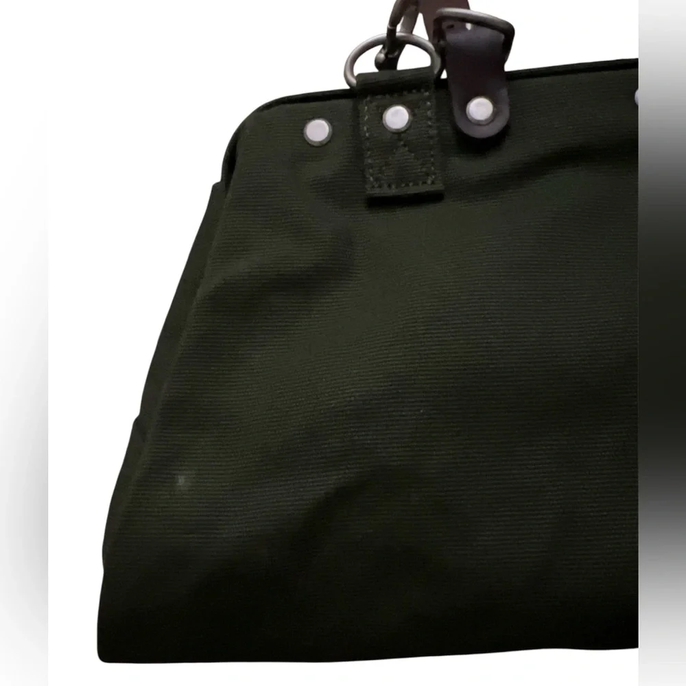Line of Trade Canvas Weekender Bag. Green